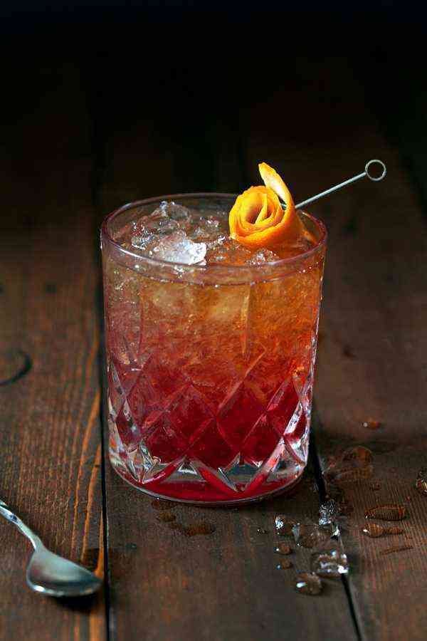 Whisky Sour with Spiced Red Wine Syrup